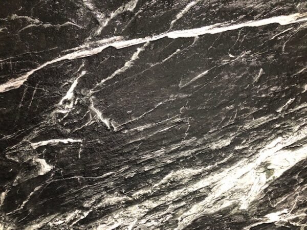 BLACK BEAUTY 3D MARBLE