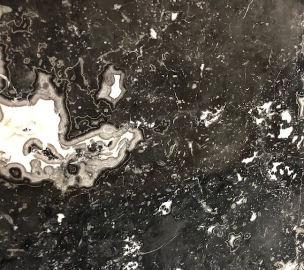 BLACK SATURONI MARBLE